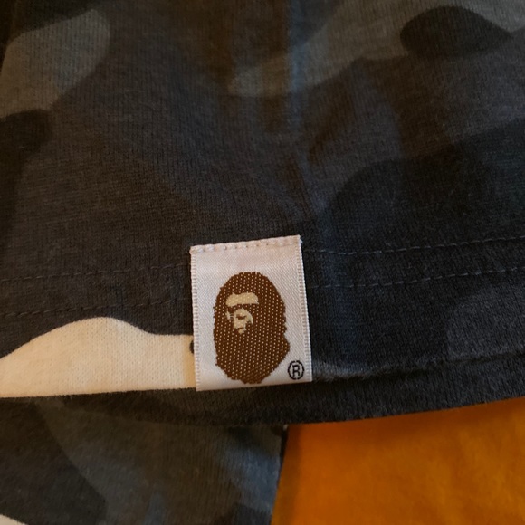 RARE BAPE GLOW IN THE DARK TEE - Picture 4 of 5